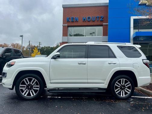 2022 Toyota 4Runner Limited