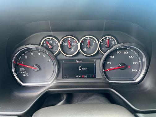 2021 Chevrolet Suburban RST