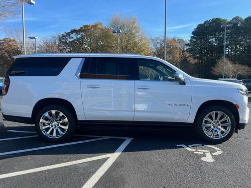 2024 Chevrolet Suburban Premier