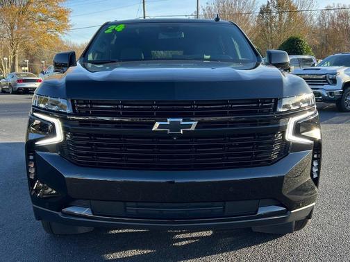 2024 Chevrolet Suburban RST
