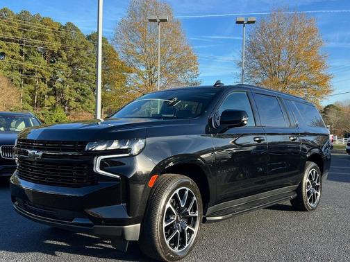 2024 Chevrolet Suburban RST