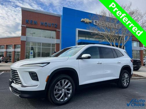 2025 Buick Enclave Preferred FWD