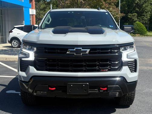 Slate Gray Metallic 2024 Chevrolet Silverado 1500 LT Trail Boss