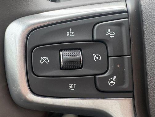 Summit White 2026 Chevrolet Silverado 1500 LT