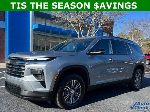 2025 Chevrolet Traverse LT