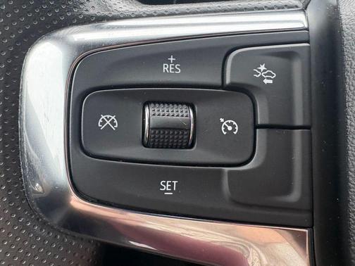 Summit White 2024 Chevrolet Blazer 2LT