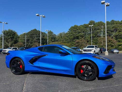 2026 Chevrolet Corvette Stingray w/2LT