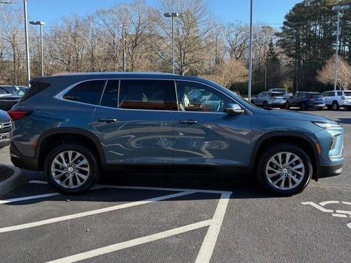 2025 Buick Enclave Preferred FWD