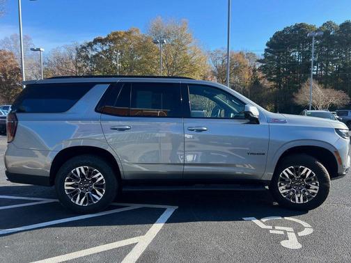 2025 Chevrolet Tahoe 4WD Z71