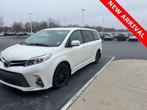 2018 Toyota Sienna L