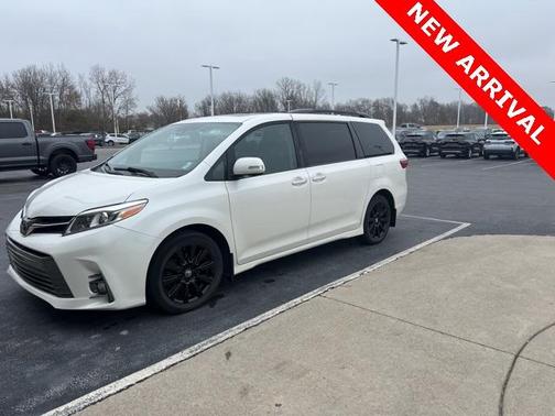 2018 Toyota Sienna L