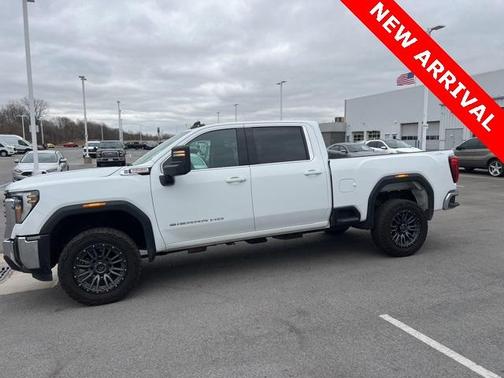 2024 GMC Sierra 2500 SLE
