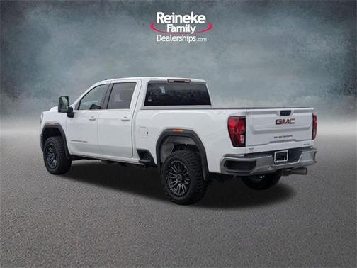 2024 GMC Sierra 2500 SLE