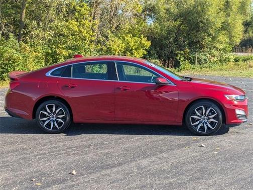 2022 Chevrolet Malibu RS