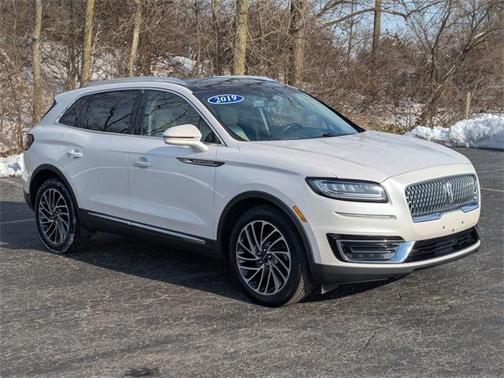 2019 Lincoln Nautilus Reserve