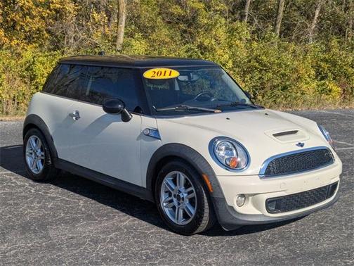 2011 MINI Cooper S Base