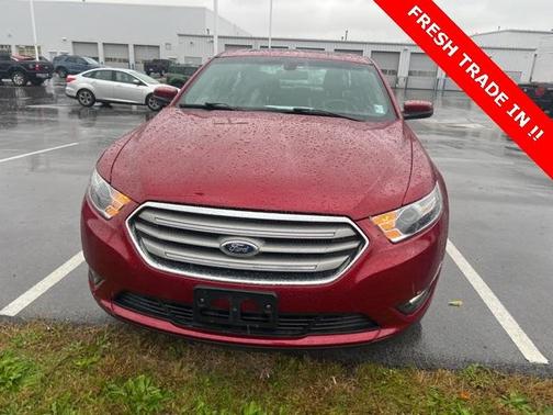 2016 Ford Taurus SEL