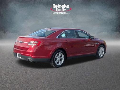 2016 Ford Taurus SEL