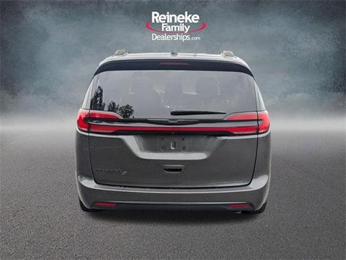 2021 Chrysler Pacifica Touring