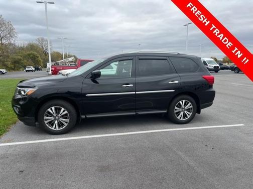 2019 Nissan Pathfinder S