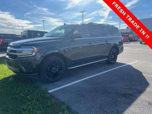 2022 Ford Expedition Max XLT