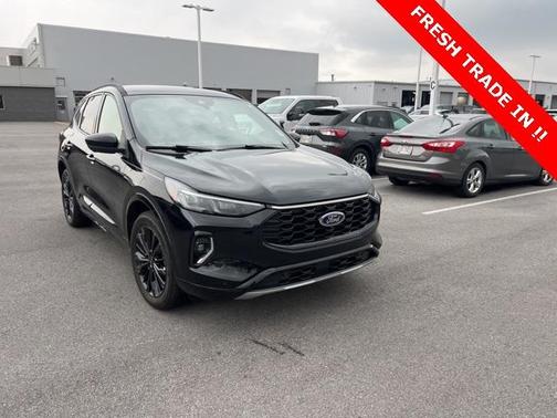 2023 Ford Escape ST-Line Elite