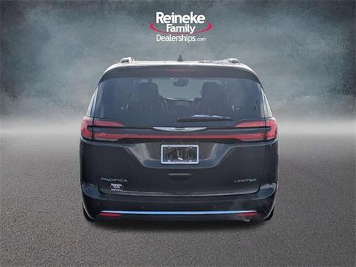 2022 Chrysler Pacifica Limited