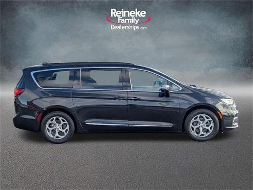 2022 Chrysler Pacifica Limited