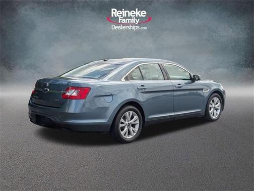 2010 Ford Taurus SEL