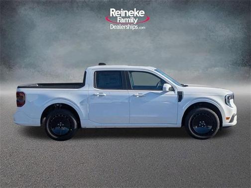 2025 Ford Maverick Lobo Standard