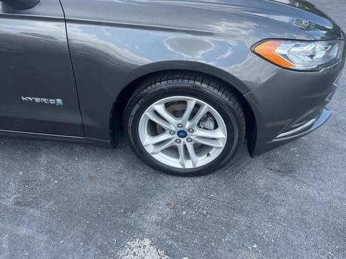 2018 Ford Fusion Hybrid S