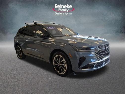 2025 Lincoln Nautilus Reserve