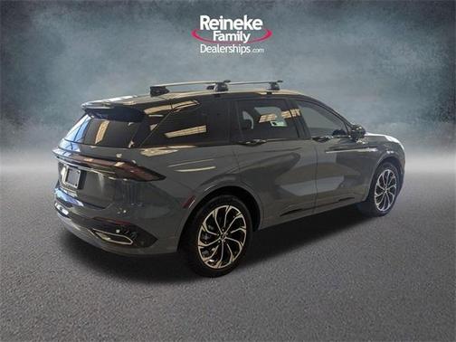 2025 Lincoln Nautilus Reserve