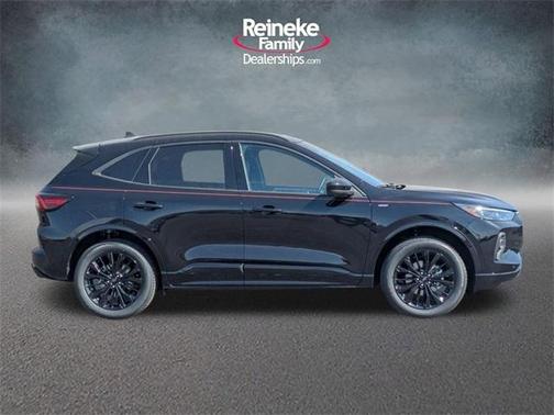 2025 Ford Escape ST-Line Elite