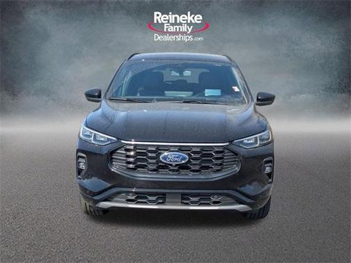 2025 Ford Escape ST-Line Elite