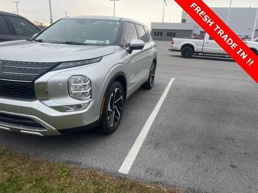 2022 Mitsubishi Outlander SE