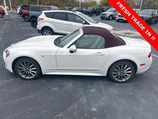 2019 FIAT 124 Spider Lusso