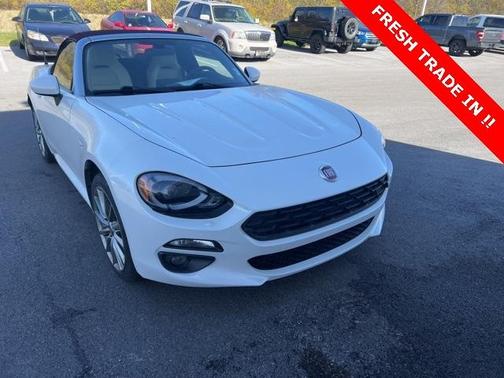 2019 FIAT 124 Spider Lusso