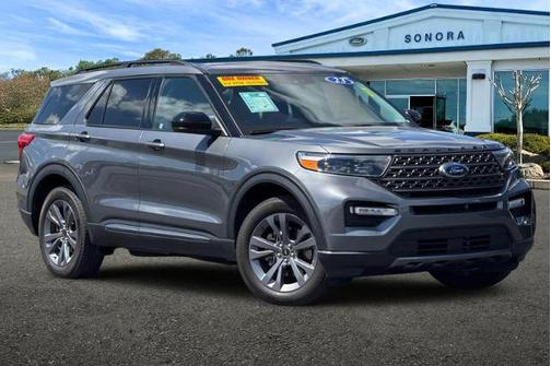 CARBONIZED GRAY METALLIC 2023 Ford Explorer XLT