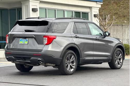 CARBONIZED GRAY METALLIC 2023 Ford Explorer XLT