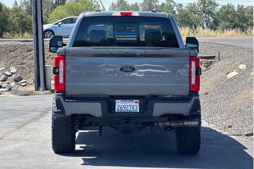 CARBONIZED GRAY 2023 Ford F-250 LARIAT