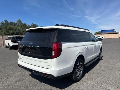 STAR WHITE MET TRI-COAT 2025 Ford Expedition Max ACTIVE
