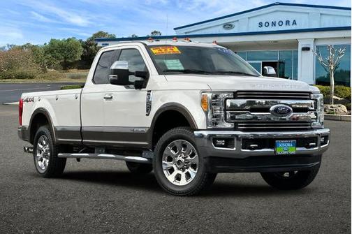 WHITE PLATINUM MET TRI-COAT 2017 Ford F-250 LARIAT