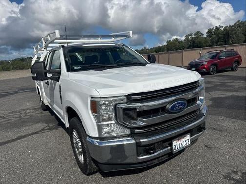 OXFORD WHITE 2022 Ford F-250 XL