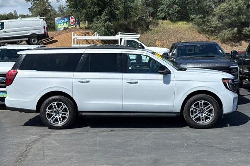 SPACE SILVER METALLIC 2025 Ford Expedition ACTIVE