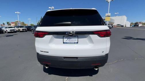 Summit White 2023 Chevrolet Traverse LT Cloth