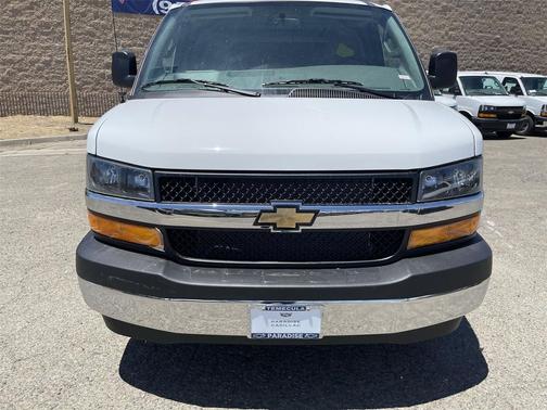 Summit White 2026 Chevrolet Express 2500 LT