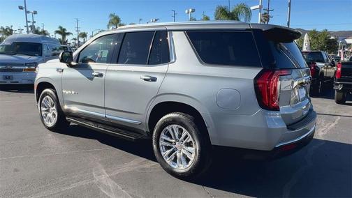 2024 GMC Yukon SLT