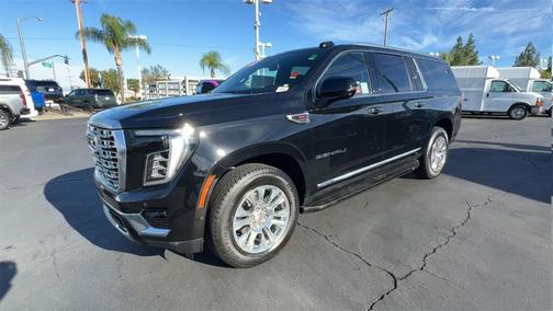 2025 GMC Yukon XL Denali