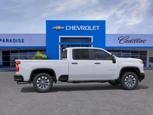 Summit White 2026 Chevrolet Silverado 2500 Custom